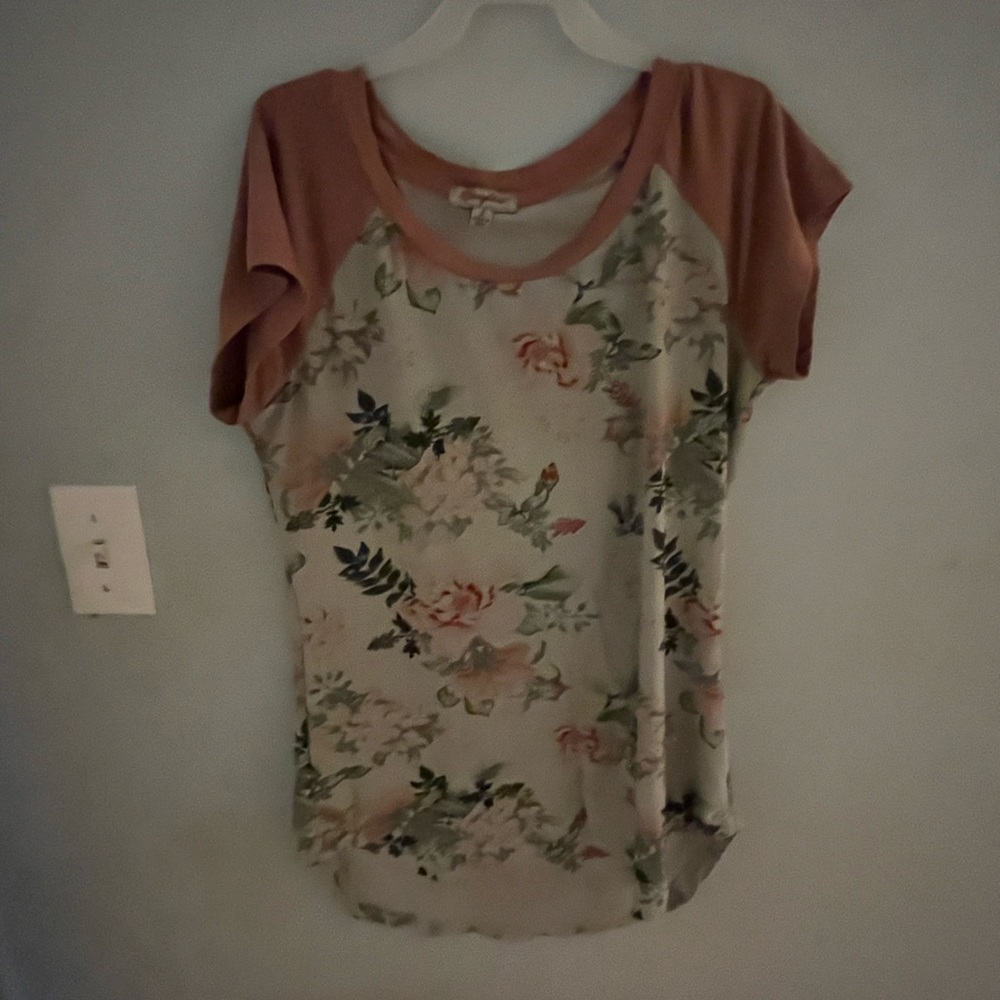 Floral top